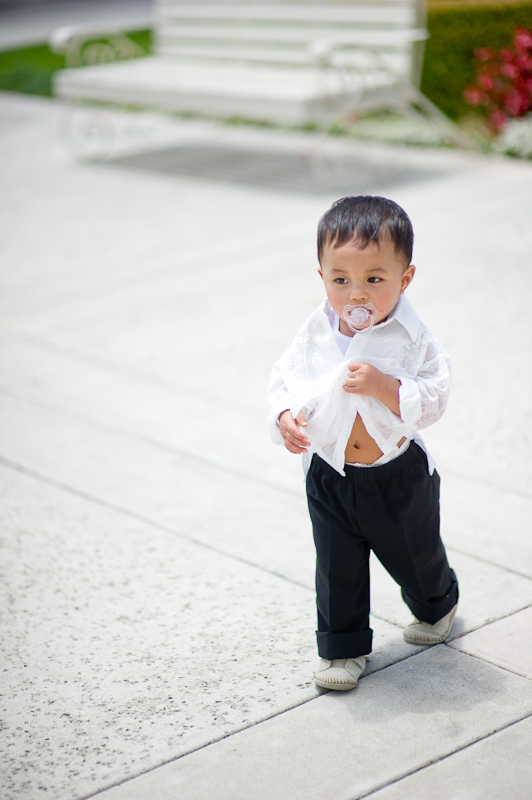 1/8000 sec at f / 1.4