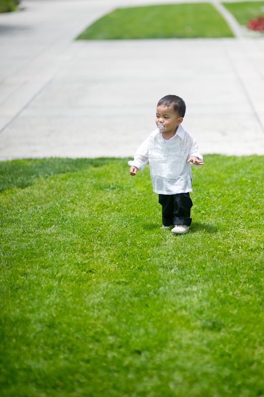 1/8000 sec at f / 1.4