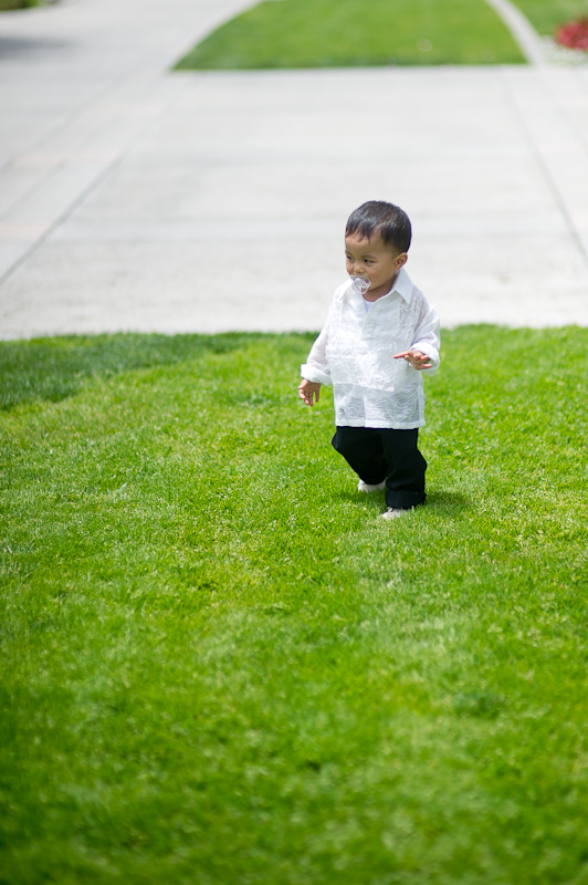 1/8000 sec at f / 1.4