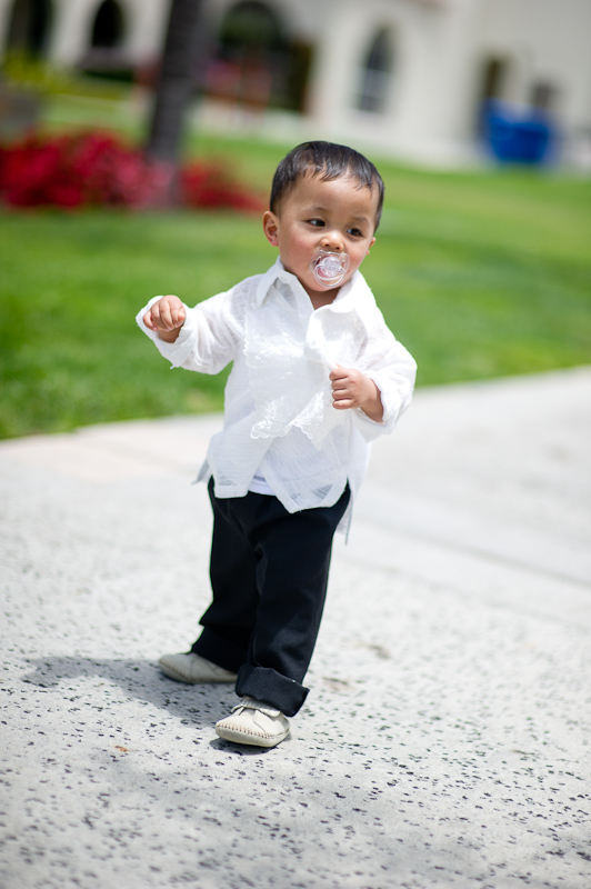 1/8000 sec at f / 1.4