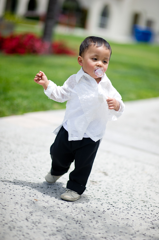 1/8000 sec at f / 1.4