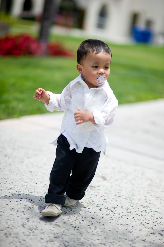 1/8000 sec at f / 1.4
